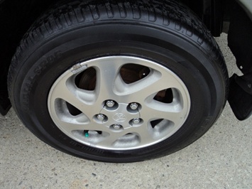 1999 Toyota Camry LE   - Photo 30 - Cincinnati, OH 45255