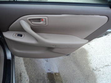 1999 Toyota Camry LE   - Photo 26 - Cincinnati, OH 45255