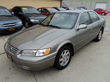 1999 Toyota Camry LE   - Photo 3 - Cincinnati, OH 45255