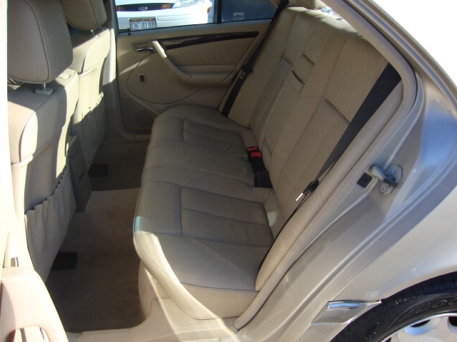 1999 Mercedes-Benz C Class C230   - Photo 11 - Cincinnati, OH 45255