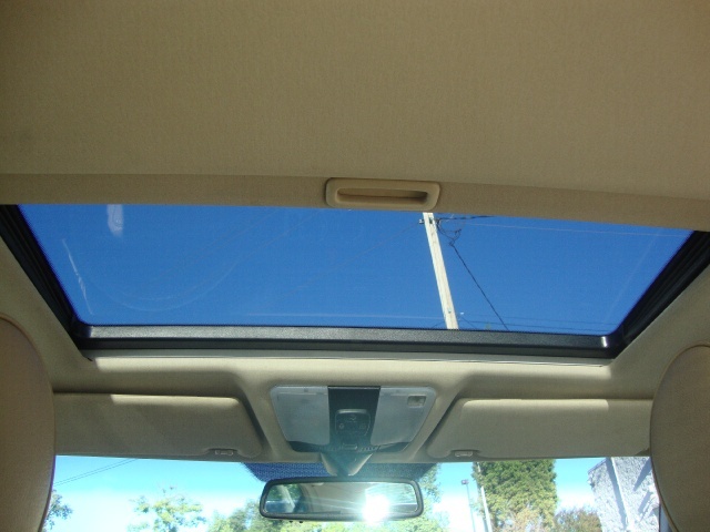 1999 Mercedes-Benz C Class C230   - Photo 14 - Cincinnati, OH 45255