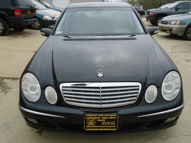 2003 Mercedes-Benz E Class E500 - Photo 2 - Cincinnati, OH 45255