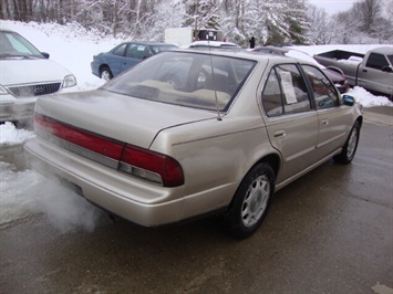 1993 NISSAN MAXIMA   - Photo 6 - Cincinnati, OH 45255