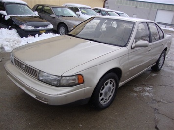 1993 NISSAN MAXIMA   - Photo 3 - Cincinnati, OH 45255