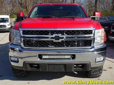 2009 Chevrolet Silverado 2500 LT   - Photo 2 - Cincinnati, OH 45255
