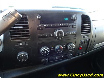 2009 Chevrolet Silverado 2500 LT   - Photo 18 - Cincinnati, OH 45255