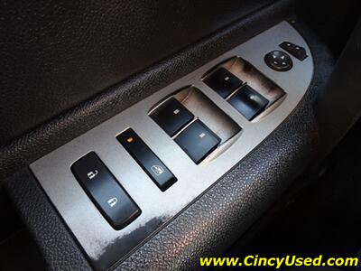 2009 Chevrolet Silverado 2500 LT   - Photo 20 - Cincinnati, OH 45255