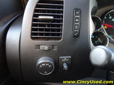 2009 Chevrolet Silverado 2500 LT   - Photo 21 - Cincinnati, OH 45255