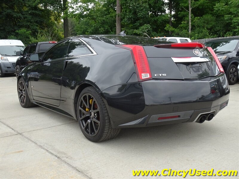 2013 Cadillac CTS-V - Photo 9 - Cincinnati, OH 45255