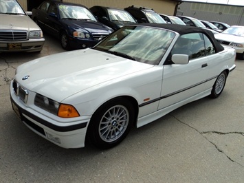 1997 BMW 328iC   - Photo 3 - Cincinnati, OH 45255