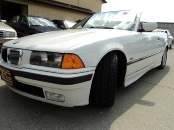 1997 BMW 328iC   - Photo 11 - Cincinnati, OH 45255