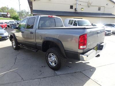 2006 Dodge Ram Pickup 2500 Laramie  5.9L Cummins I6 4X4 - Photo 8 - Cincinnati, OH 45255