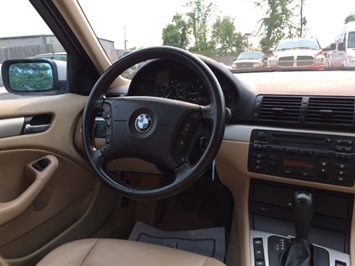 2004 BMW 3 Series 325i   - Photo 7 - Cincinnati, OH 45255