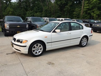 2004 BMW 3 Series 325i   - Photo 3 - Cincinnati, OH 45255