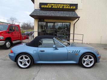 1999 BMW Z3 2.8   - Photo 3 - Cincinnati, OH 45255