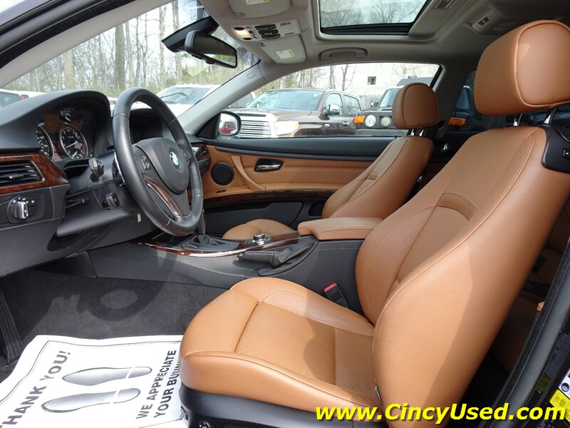 2011 BMW 335i xDrive - Photo 11 - Cincinnati, OH 45255