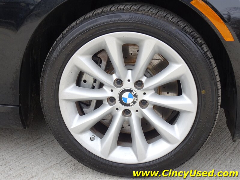 2011 BMW 335i xDrive - Photo 32 - Cincinnati, OH 45255