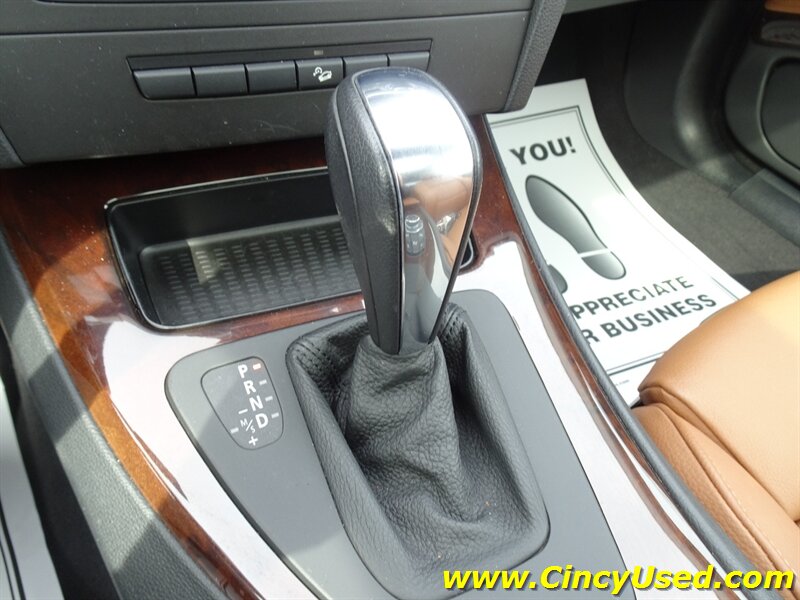 2011 BMW 335i xDrive - Photo 19 - Cincinnati, OH 45255