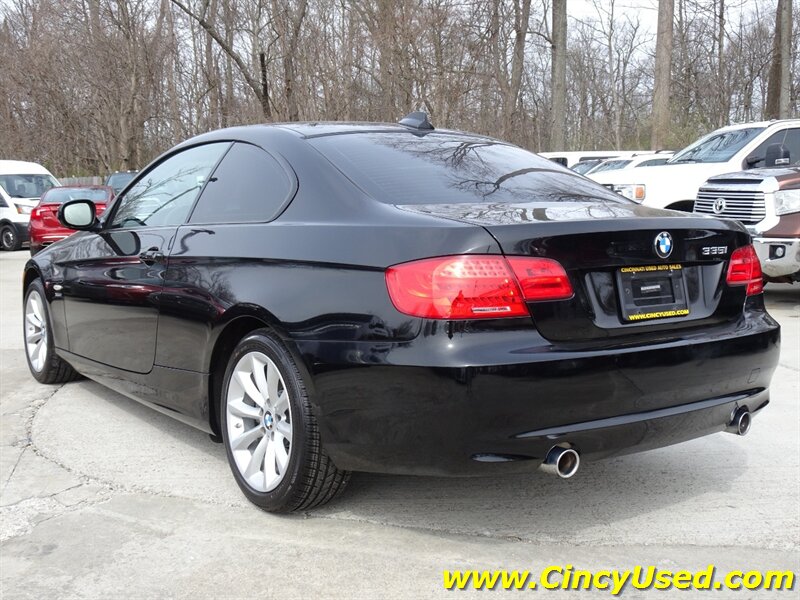 2011 BMW 335i xDrive - Photo 8 - Cincinnati, OH 45255