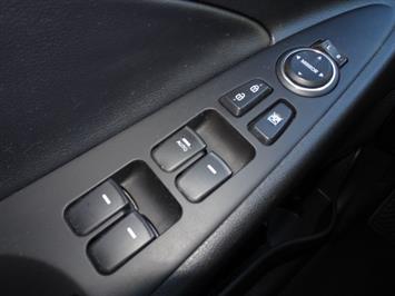 2011 Hyundai Sonata SE 2.0T   - Photo 21 - Cincinnati, OH 45255