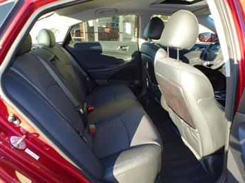 2011 Hyundai Sonata SE 2.0T   - Photo 14 - Cincinnati, OH 45255
