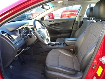 2011 Hyundai Sonata SE 2.0T   - Photo 7 - Cincinnati, OH 45255