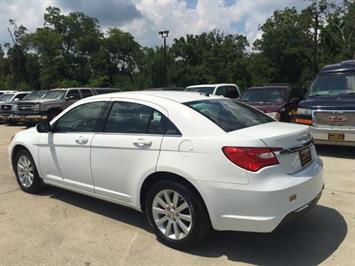 2013 Chrysler 200 Touring   - Photo 4 - Cincinnati, OH 45255