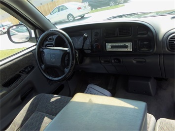 1998 DODGE REGULAR CAB   - Photo 7 - Cincinnati, OH 45255