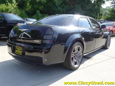 2006 Chrysler 300 Series SRT-8   - Photo 5 - Cincinnati, OH 45255