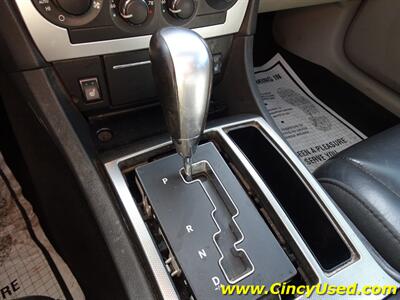 2006 Chrysler 300 Series SRT-8   - Photo 17 - Cincinnati, OH 45255