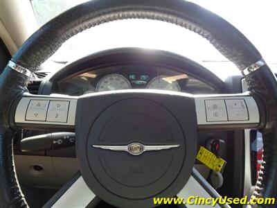 2006 Chrysler 300 Series SRT-8   - Photo 19 - Cincinnati, OH 45255