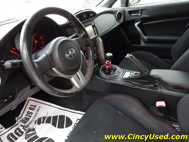 2015 Scion FR-S - Photo 11 - Cincinnati, OH 45255