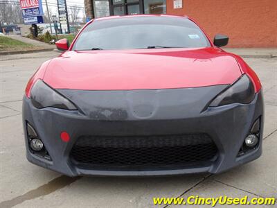 2015 Scion FR-S - Photo 2 - Cincinnati, OH 45255