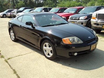 2003 Hyundai Tiburon GT   - Photo 1 - Cincinnati, OH 45255