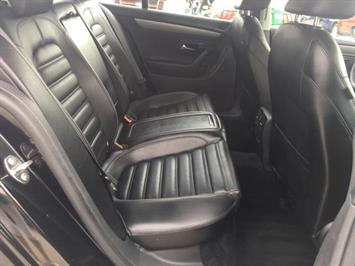 2010 Volkswagen CC Sport PZEV - Photo 9 - Cincinnati, OH 45255
