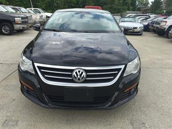 2010 Volkswagen CC Sport PZEV - Photo 2 - Cincinnati, OH 45255