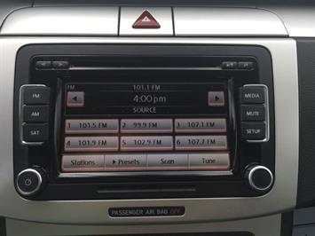 2010 Volkswagen CC Sport PZEV - Photo 17 - Cincinnati, OH 45255