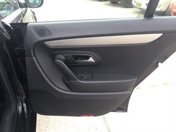 2010 Volkswagen CC Sport PZEV - Photo 25 - Cincinnati, OH 45255