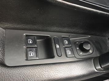 2010 Volkswagen CC Sport PZEV - Photo 21 - Cincinnati, OH 45255