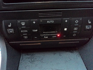 2001 Audi A4   - Photo 16 - Cincinnati, OH 45255