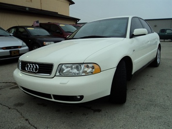 2001 Audi A4   - Photo 11 - Cincinnati, OH 45255