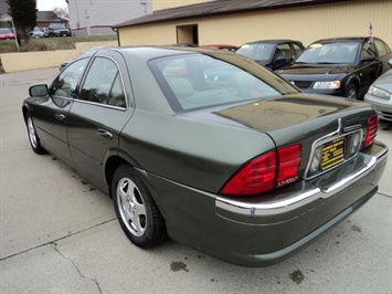 2000 Lincoln LS   - Photo 4 - Cincinnati, OH 45255