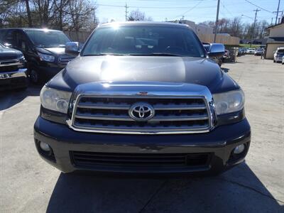 2011 Toyota Sequoia Platinum  5.7L V8 4X4 - Photo 2 - Cincinnati, OH 45255