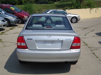 2000 MAZDA PROTEGE LX   - Photo 5 - Cincinnati, OH 45255