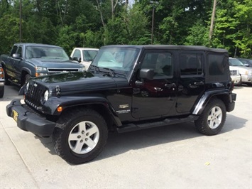 2007 Jeep Wrangler Unlimited Sahara   - Photo 3 - Cincinnati, OH 45255