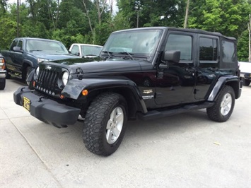 2007 Jeep Wrangler Unlimited Sahara   - Photo 11 - Cincinnati, OH 45255