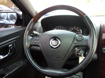 2006 Cadillac CTS   - Photo 19 - Cincinnati, OH 45255