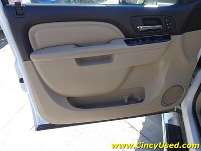 2011 GMC Sierra 3500 Denali   - Photo 26 - Cincinnati, OH 45255