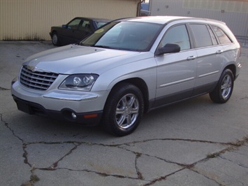 2004 Chrysler Pacifica   - Photo 3 - Cincinnati, OH 45255