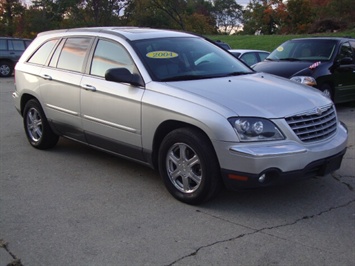 2004 Chrysler Pacifica   - Photo 1 - Cincinnati, OH 45255